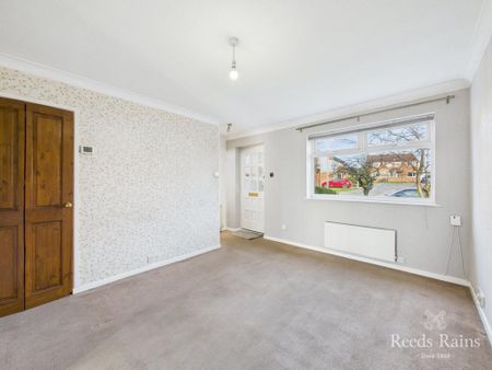 2 bedroom semi-detached house to rent - Photo 3