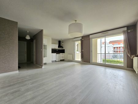 Location Appartement 2 pièces 52m² BEAUMONT 63110 - Photo 2