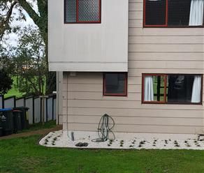 ELLERSLIE - 3 brm Townhouse - Great Locations - Photo 4