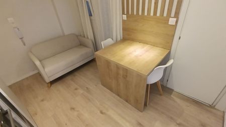 Studio/Γκαρσονιέρα για ενοικίαση Αντιγονιδών (Κέντρο Θεσσαλονίκης) - Photo 3