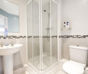 2 bedroom flat to rent - Photo 6