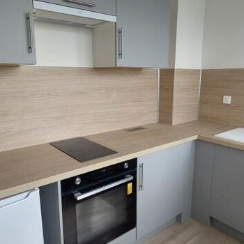 Appartement 1 pièces 25m2 REIMS 520 euros - Photo 1