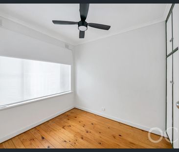 Open the Door to Easy Hillside Living - Photo 2