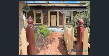 Charming bluestone villa in top-tier location - Photo 3