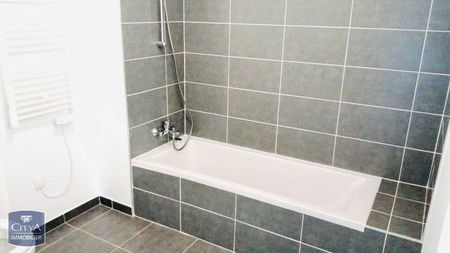 Location Appartement 2 pièces 43m² LE CANNET 06110 - Photo 4