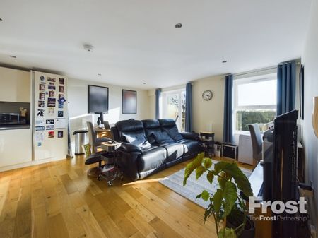 Church Road, Ashford, Surrey,TW15 - Photo 2