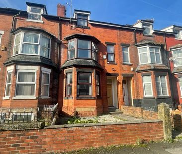 1 bedroom in a house share to rent - Photo 4