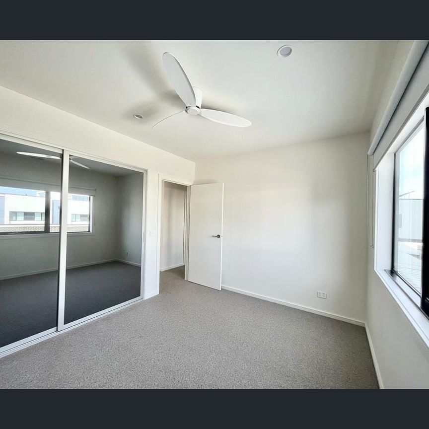 4 Bedroom Townhouse Burwood Brickworks - Photo 1