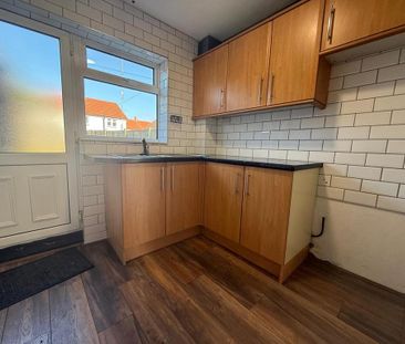 3 bedroom terraced house to rent - Photo 6