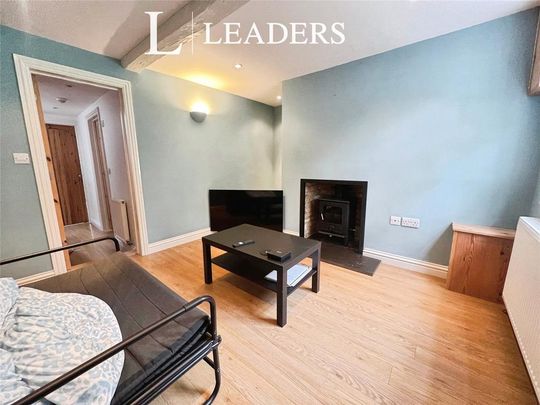 2 bedroom terraced house to rent - Photo 1