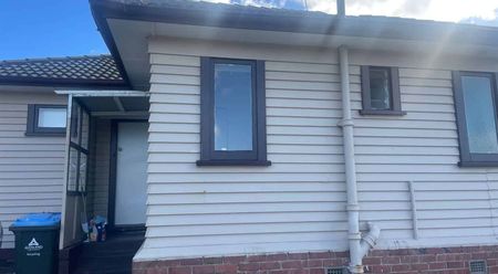 Beautifully Renovated 3-Bedroom Home - Photo 5