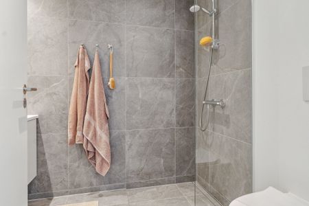 <b>Rolig hverdag i nye omgivelser – rummelig 3’er med altan mod vest</b> - Photo 4