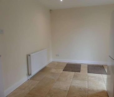 Wells Road, Guiseley, LS20 - Photo 4