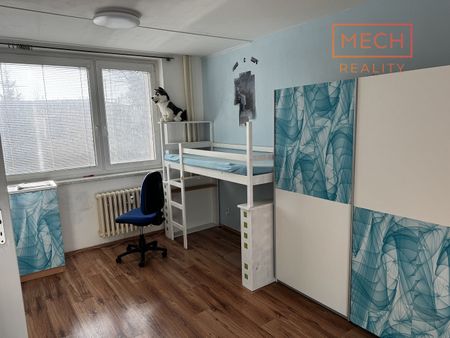 Pronájem bytu 3+1 74 m² - Fotografie 2