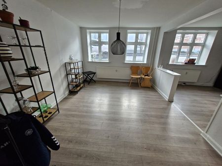 3 vær. lejlighed til leje i Kolding. 107m2 - Foto 2