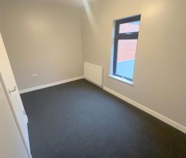 12 Bloomfield Street, Belfast, BT5 5AU - Photo 4