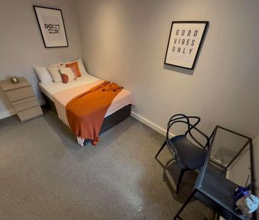 Cheapside, L2 - Photo 3