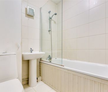 Sinclair Gardens, , W14 - Photo 2