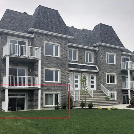 Condo deux chambres, deux stationnements Chambly - Photo 4