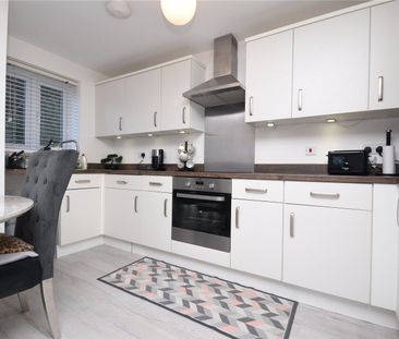 7, Whitstable Mews, Leeds, West Yorkshire, LS12 6BX - Photo 2