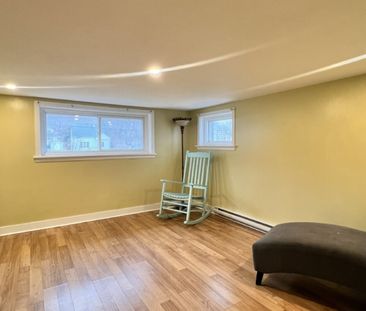 CHARMING 2 BR LOWER LEVEL UNIT | 108 HERRING COVE ROAD | $1650 AVAI... - Photo 5