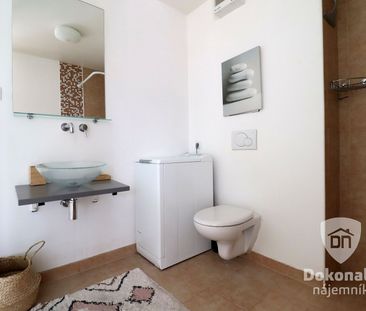 Pronájem bytu 1+kk 45 m² - Photo 1