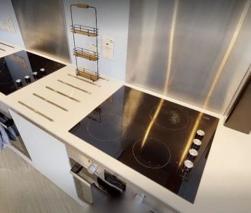 Core En-suite - Photo 6