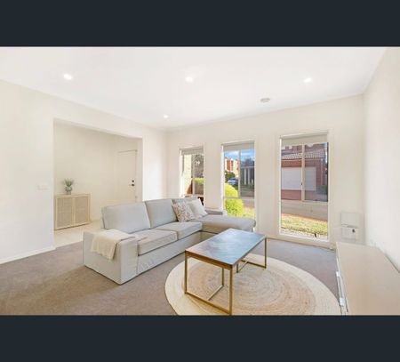 21 Ironbark Drive, Bundoora, Vic 3083 - Photo 4