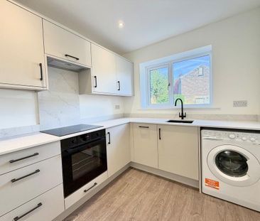 3 bedroom semi-detached house to rent - Photo 6