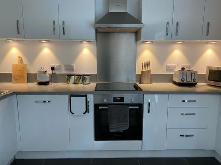 Somerdale House, Birmingham, B31 - Photo 3