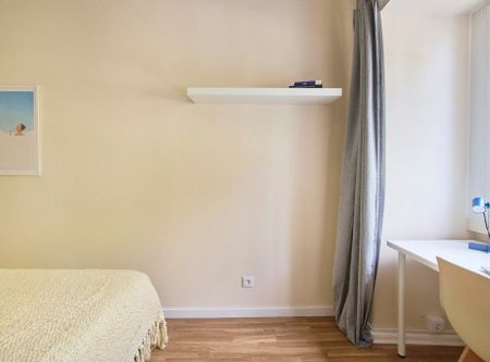 Alameda Dom Afonso Henriques, Lisbon, Lisbon 1000-252 - Photo 2