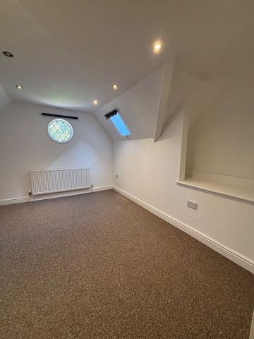 2 Bed Flat, Sylvan Road, SE19 - Photo 3