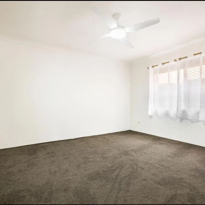 1/46 Back Street, Biggera Waters QLD 4216 - Apartment For Rent - $700 | Domain - Photo 1