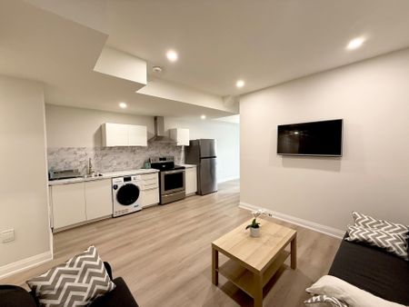 For Lease - 2954 Elgin Mills Road, Markham, Ontario - Photo 3