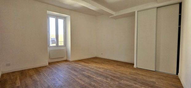 Location Appartement 2 pièces 48m² FLASSANS SUR ISSOLE 83340 - Photo 1