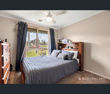 5 Derwent Court, Thomastown, Vic 3074 - Photo 4