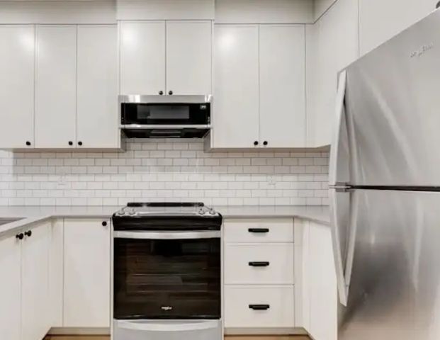 BRAND NEW HIGH END BASEMENT SUITE | 1720 33 Avenue Southwest, Calgary - Photo 1