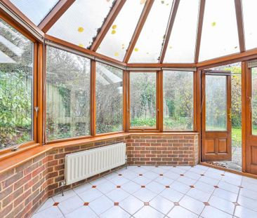 2 bedroom detached house to rent - Photo 5