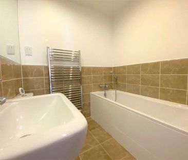 2 bedroom in Bonham Court, Winnersh - Photo 5