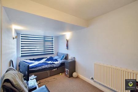 Stanwick Gardens, Cheltenham - Photo 3