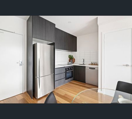 6/52 Showers Street, Preston, Vic 3072 - Photo 2