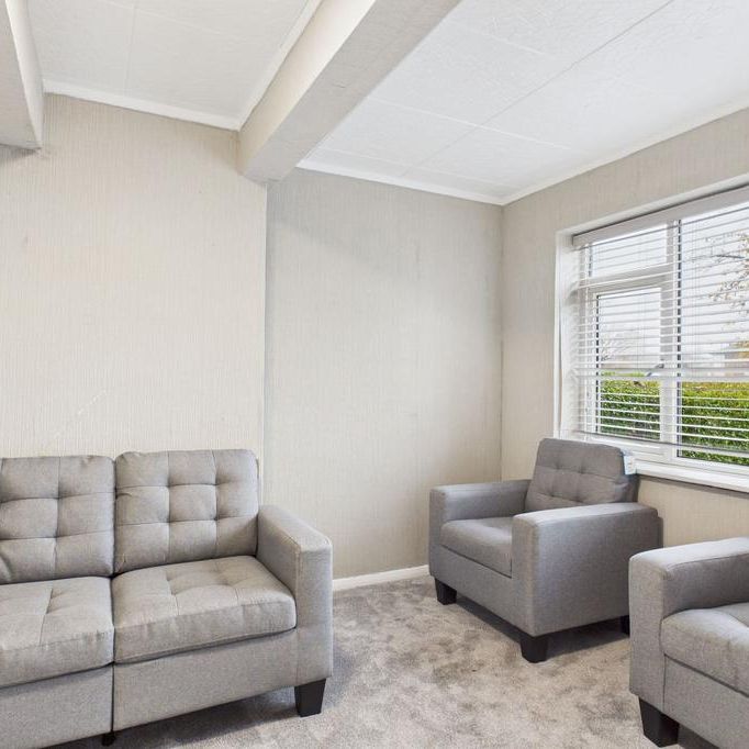 4 bedroom house of multiple occupation to rent - Photo 1