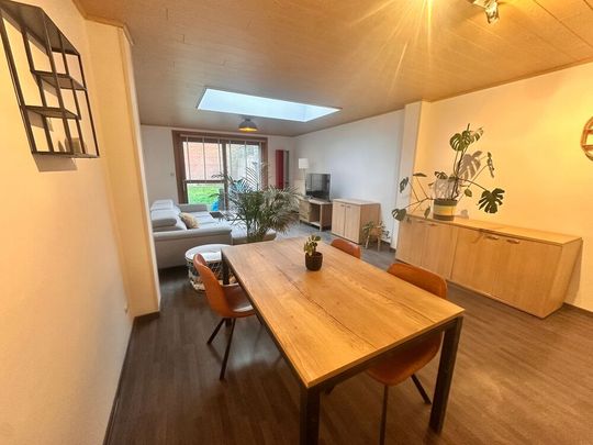 Instapklare woning met 2 slaapkamers en stadstuin te huur in Roeselare - Photo 1