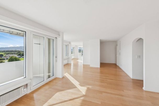 3.5 Zimmer, 141 m², 9. Stock - Photo 1