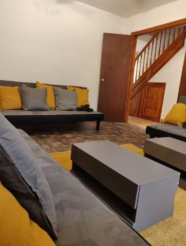 Room in a Shared House, Burley Road, LS4 - Photo 3