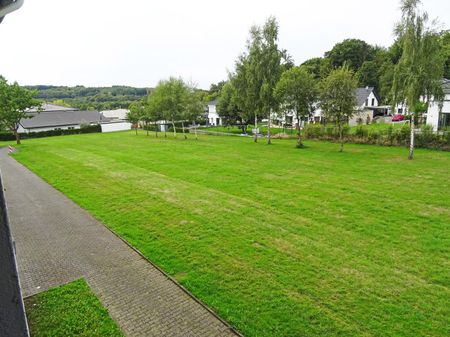 Großzügige Zweizimmerwohnung mit Balkon zur Miete in ruhiger Wohngegend! - Foto 2