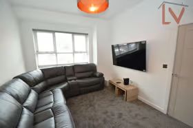 Hartley Avenue - Photo 2