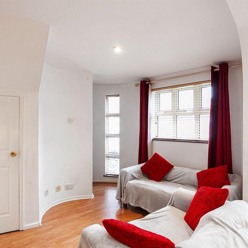17 Sandringham Street, Belfast BT9 7DR - Photo 1