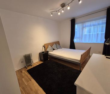 1 Bed Flat, Cambridge Road, SW20 - Photo 4