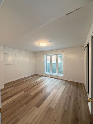 For Lease - 41 Broadbridge Drive Unit# Unit 2, Toronto, Ontario - Photo 1